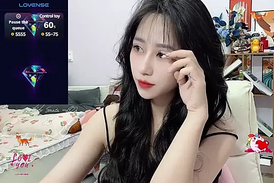  LLisa  online show from January 4, 6:19 pm