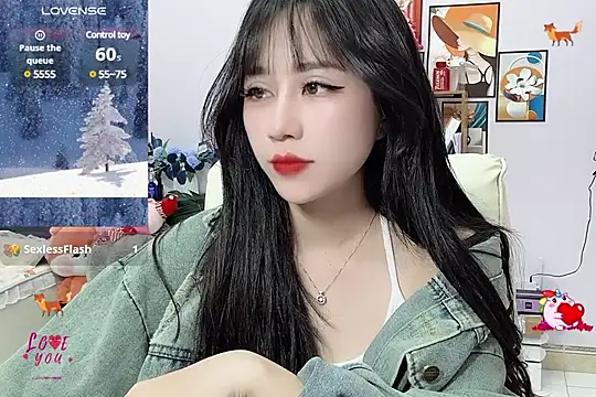  LLisa  online show from February 11, 7:27 pm