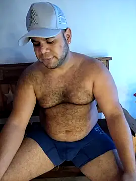 Snapshot of Evert_hairyboy chatting on October 1, 5:41 pm Evert hairyboy online show from October 1, 5:41 pm