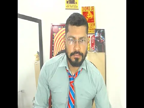 Snapshot of MikeRiverx chatting on May 10, 11:21 pm MikeRiverx online show from May 10, 11:21 pm
