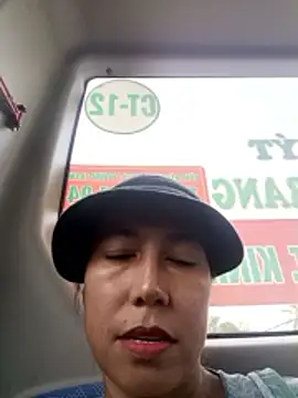 Snapshot of 2HotAsain4u chatting on October 16, 2:01 am 2HotAsain4u online show from October 16, 2:01 am