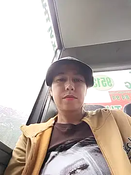 Snapshot of 2HotAsain4u chatting on October 29, 1:30 am 2HotAsain4u online show from October 29, 1:30 am