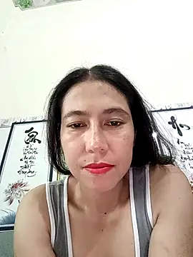 Snapshot of 2HotAsain4u chatting on November 12, 1:28 am 2HotAsain4u online show from November 12, 1:28 am