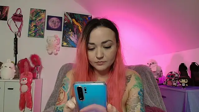 PinkHurricaneOfficial online show from October 18, 3:57 pm