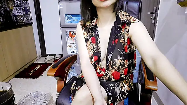 Miu-Le online show from April 1, 4:48 pm