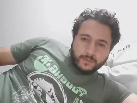 CrisFdo online show from April 11, 1:10 am