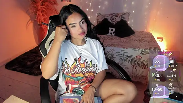 Riana Kean online show from February 3, 12:20 am