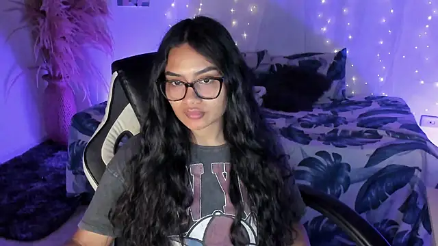 Riana Kean online show from March 10, 3:11 am