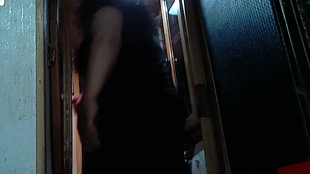 jessicalove99 online show from April 12, 4:23 pm