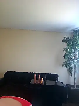 ellieconradxo online show from October 28, 4:31 pm