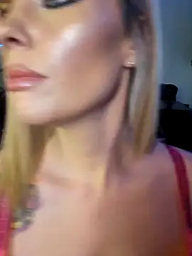 ellieconradxo online show from November 18, 6:01 pm