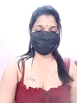 Snapshot of Beauty-khan chatting on January 5, 11:37 am Beauty-khan online show from January 5, 11:37 am