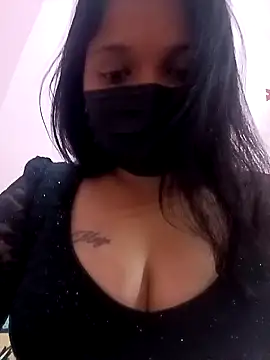 Snapshot of Beauty-khan chatting on January 11, 3:52 pm Beauty-khan online show from January 11, 3:52 pm