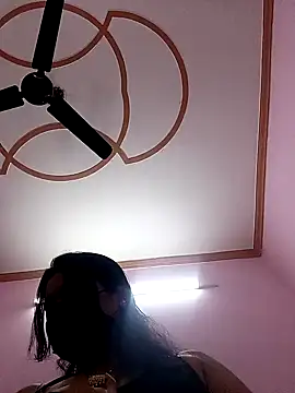 Snapshot of Beauty-khan chatting on January 19, 7:37 pm Beauty-khan online show from January 19, 7:37 pm