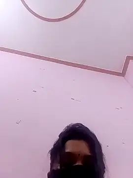 Snapshot of Beauty-khan chatting on March 8, 11:18 pm Beauty-khan online show from March 8, 11:18 pm