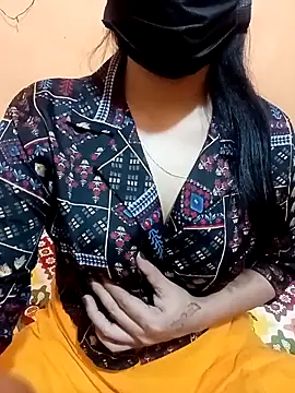 Snapshot of Beauty-khan chatting on October 28, 11:47 am Beauty-khan online show from October 28, 11:47 am