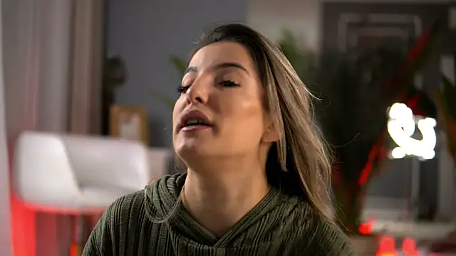 Snapshot of KellyMathews chatting on November 21, 3:16 am KellyMathews online show from November 21, 3:16 am