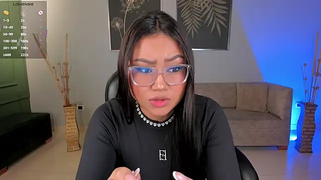 AmberLewis  online show from November 4, 3:05 am