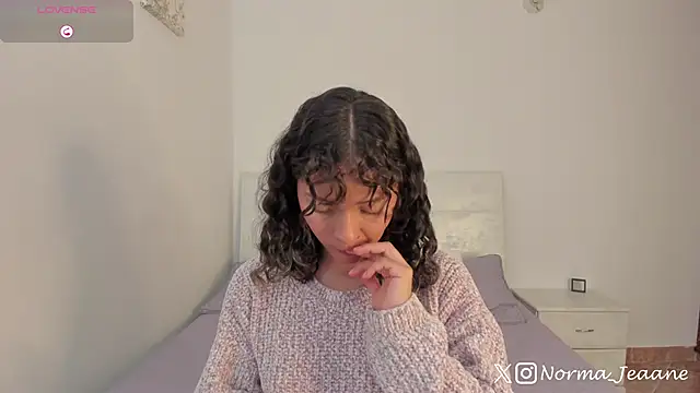 Snapshot of Norma-Jeaane chatting on November 24, 8:19 pm Norma-Jeaane online show from November 24, 8:19 pm