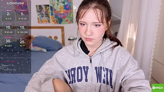 HanahCute online show from November 21, 1:32 pm