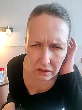 Evelina cute online show from March 2, 10:00 am