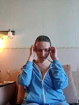 Evelina cute online show from March 28, 2:27 pm