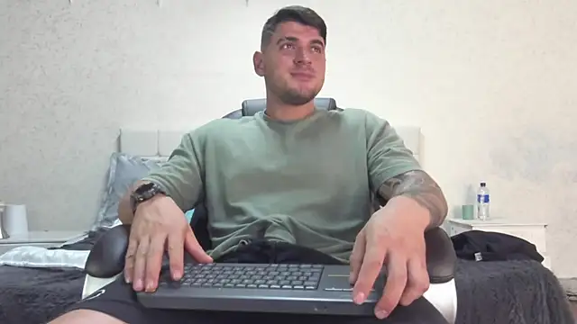 Teilor Creed online show from March 17, 5:16 pm