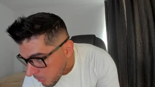 Teilor Creed online show from April 9, 7:19 pm