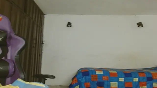 engielphoenis14 online show from October 22, 9:25 pm