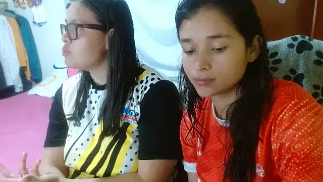 Snapshot of clayre_and_jill chatting on October 14, 4:57 am clayre and jill online show from October 14, 4:57 am