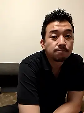 Snapshot of KOUHEY2023 chatting on May 11, 10:10 am KOUHEY2023 online show from May 11, 10:10 am