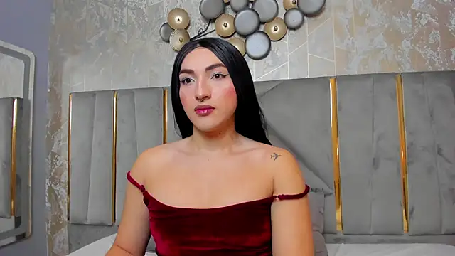 Snapshot of TomLondon_ chatting on February 5, 11:55 am TomLondon online show from February 5, 11:55 am