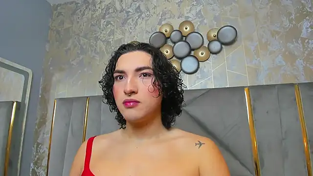 Snapshot of TomLondon_ chatting on February 17, 11:44 am TomLondon online show from February 17, 11:44 am
