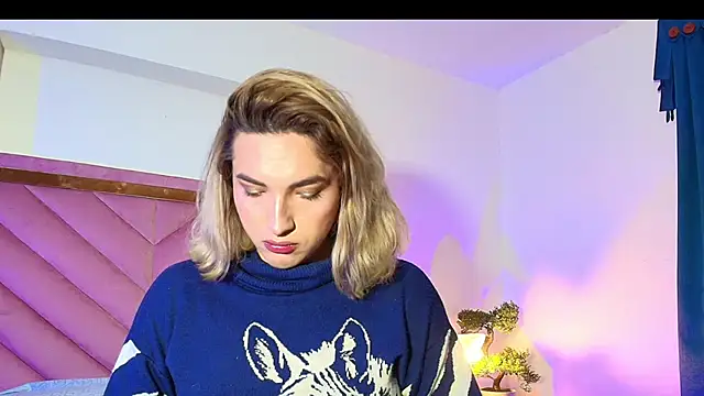 Snapshot of TomLondon_ chatting on September 10, 11:54 am TomLondon online show from September 10, 11:54 am