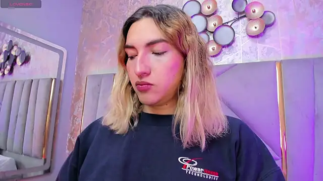 TomLondon  online show from January 7, 1:35 pm