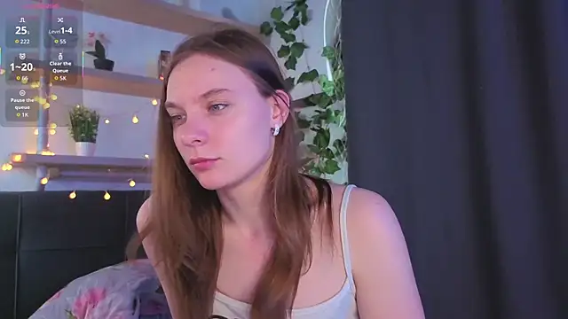 NaokoStifel online show from April 5, 1:03 am