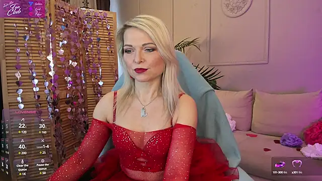 Snapshot of Gloria_Lovely chatting on February 13, 10:44 am Gloria Lovely online show from February 13, 10:44 am