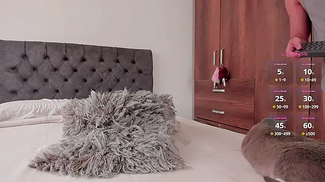 jordanmuskk online show from October 20, 8:42 pm