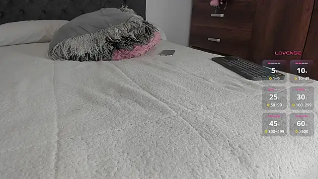 jordanmuskk online show from December 5, 10:46 am