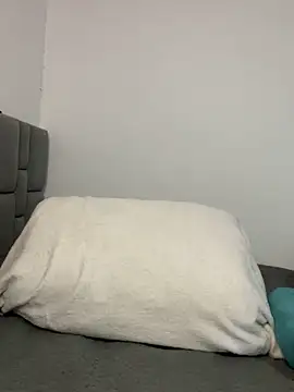 BrittanyDiaz online show from October 7, 7:00 pm