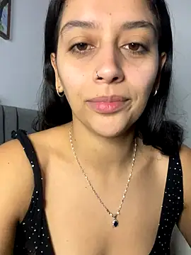 BrittanyDiaz online show from October 8, 6:05 pm