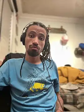 hotcamboy420 online show from December 11, 5:43 am