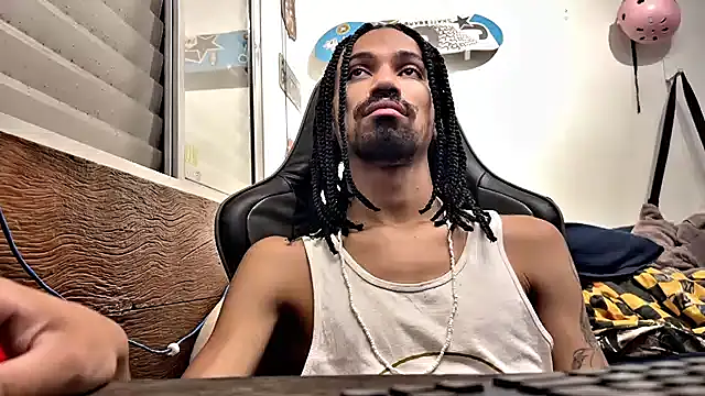 hotcamboy420 online show from February 6, 10:53 pm