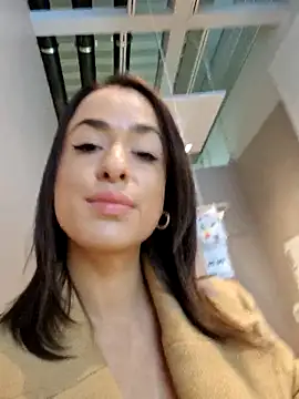 Snapshot of LydiaMaus96 chatting on November 3, 1:12 pm LydiaMaus96 online show from November 3, 1:12 pm