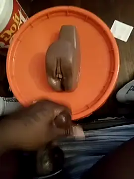 freakniknutty online show from December 28, 7:33 am