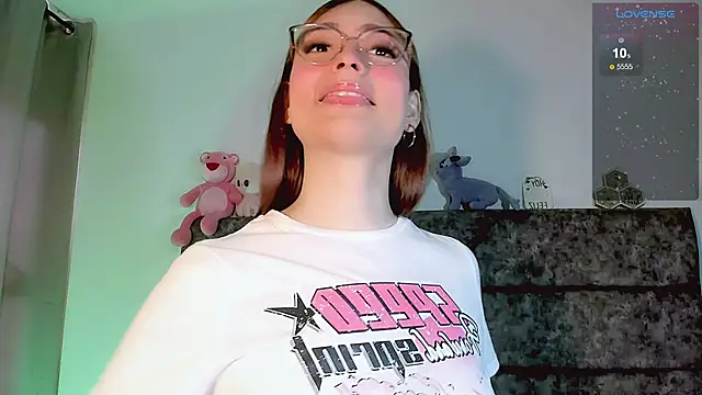 Snapshot of Valentina_Alba chatting on May 21, 6:37 pm Valentina Alba online show from May 21, 6:37 pm