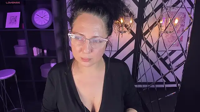 Anita Muse online show from December 16, 3:08 am