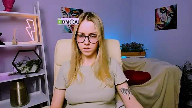 mary mooore online show from February 3, 5:35 pm