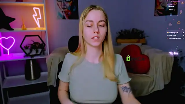 mary mooore online show from March 16, 1:17 pm