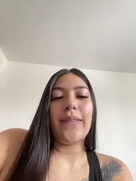 Snapshot of Latina_vanessa chatting on February 9, 3:27 pm Latina vanessa online show from February 9, 3:27 pm